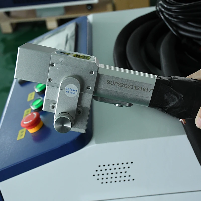 SUP22C Handheld Laser Cleaning - Industrial Laser Rust Removal Machine recension och pris