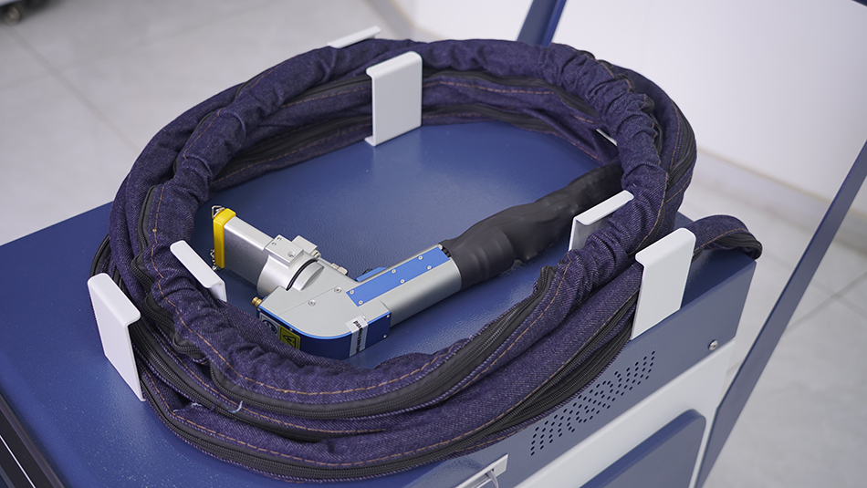 Direct Sales Industrial Laser  - Industrial Laser Rust Removal Machine recension och pris